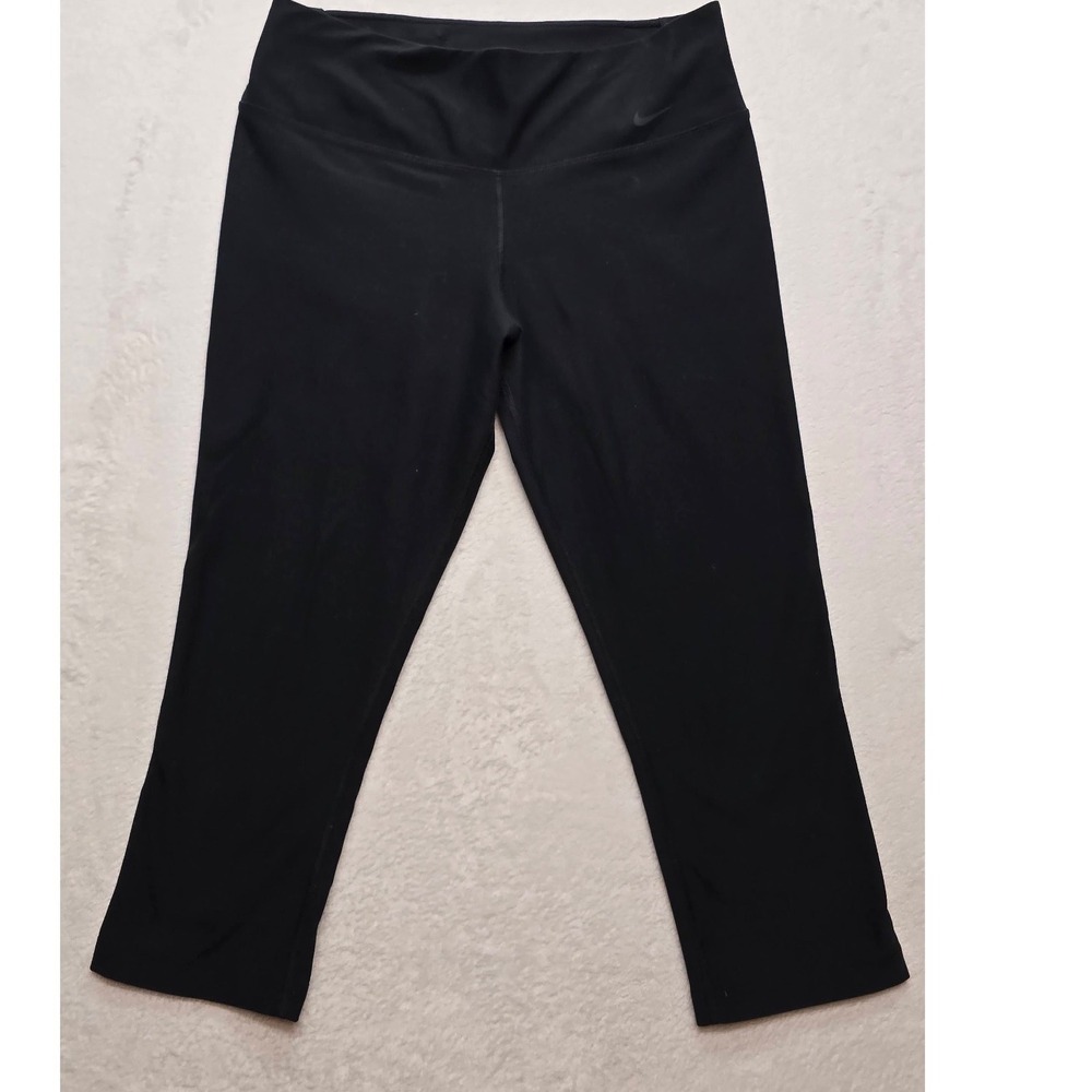 Nike Dri-FIT Capri Leggings‎ Black Athletic Activewear Women M
